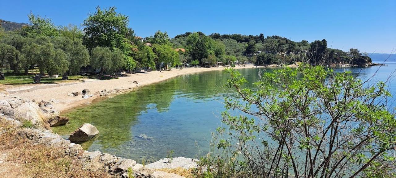 Yard Of Epicurus - η αυλή του επίκουρου Hébergement de vacances Kato Gatzea